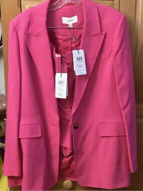 Reiss Hot Pink Single-Button Tailored Blazer and Shorts
